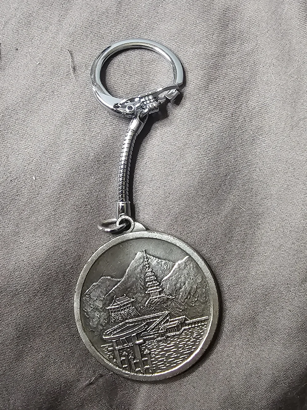 Vintage Japanese Silver-tone Mountain Scene Keychain